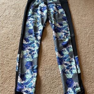 Women’s Calia by Carrie Underwood Patterned Leggings with mesh panel